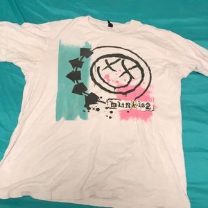 Blink 182 tshirt